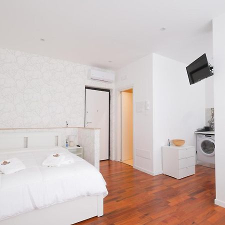 The Apulian Loft II Bari - Via Celentano Apartment Exterior photo