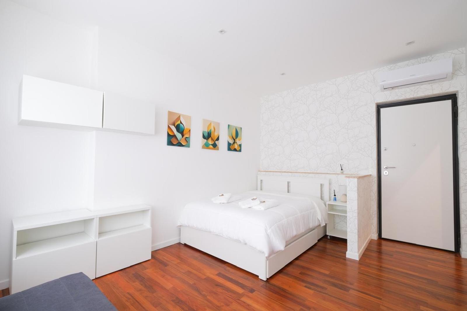 The Apulian Loft II Bari - Via Celentano Apartment Exterior photo